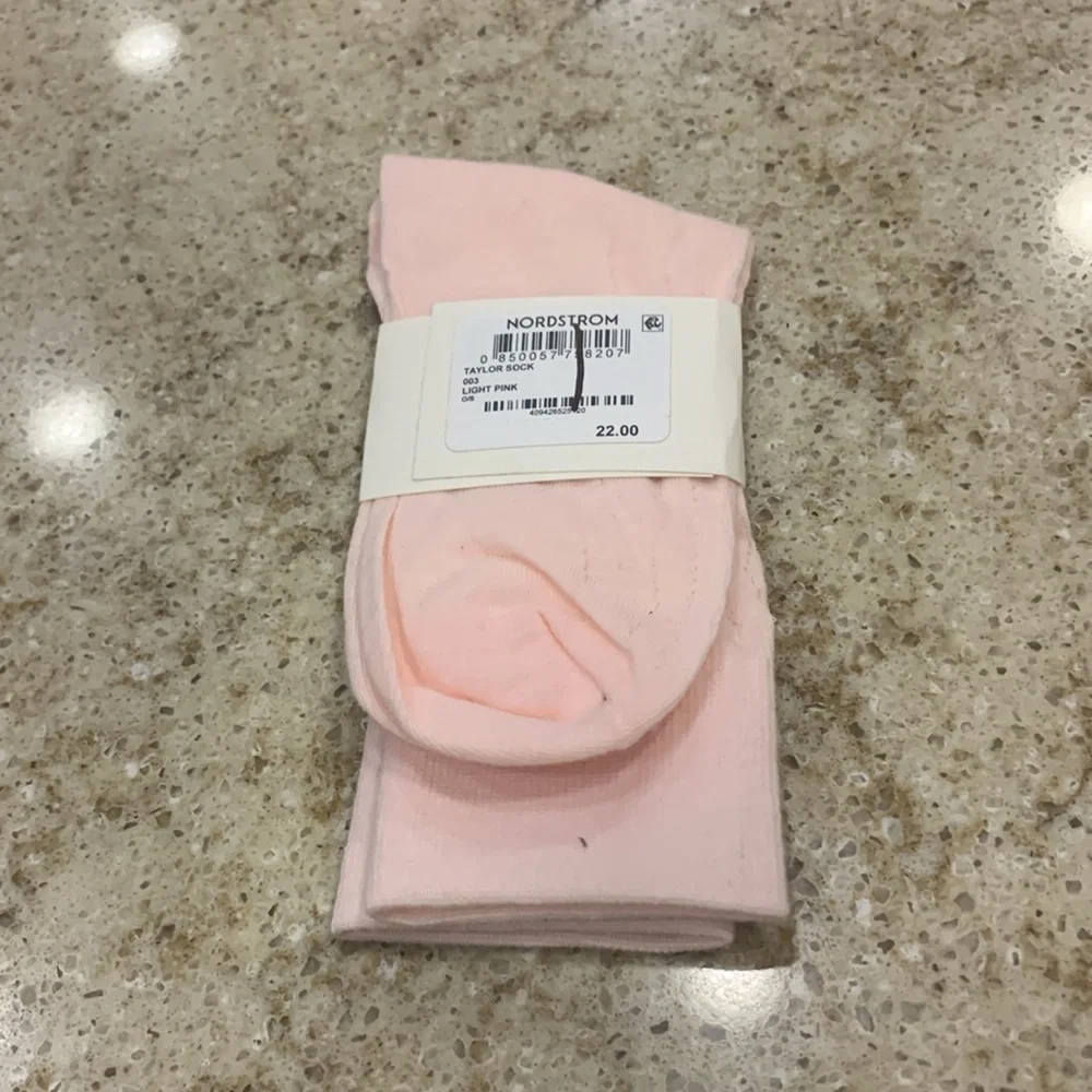 NWT casa clara Taylor Sock in Light Pink - One Size